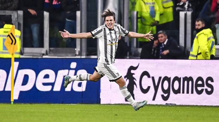 Juventus Nicolo Fagioli celebrates after scoring the teams second goal, during the Serie A soccer match between Juventus and Inter at Juventus Stadium, Turin, Italy, Sunday, Nov. 6, 2022. (Fabio Ferrari/LaPresse via AP)