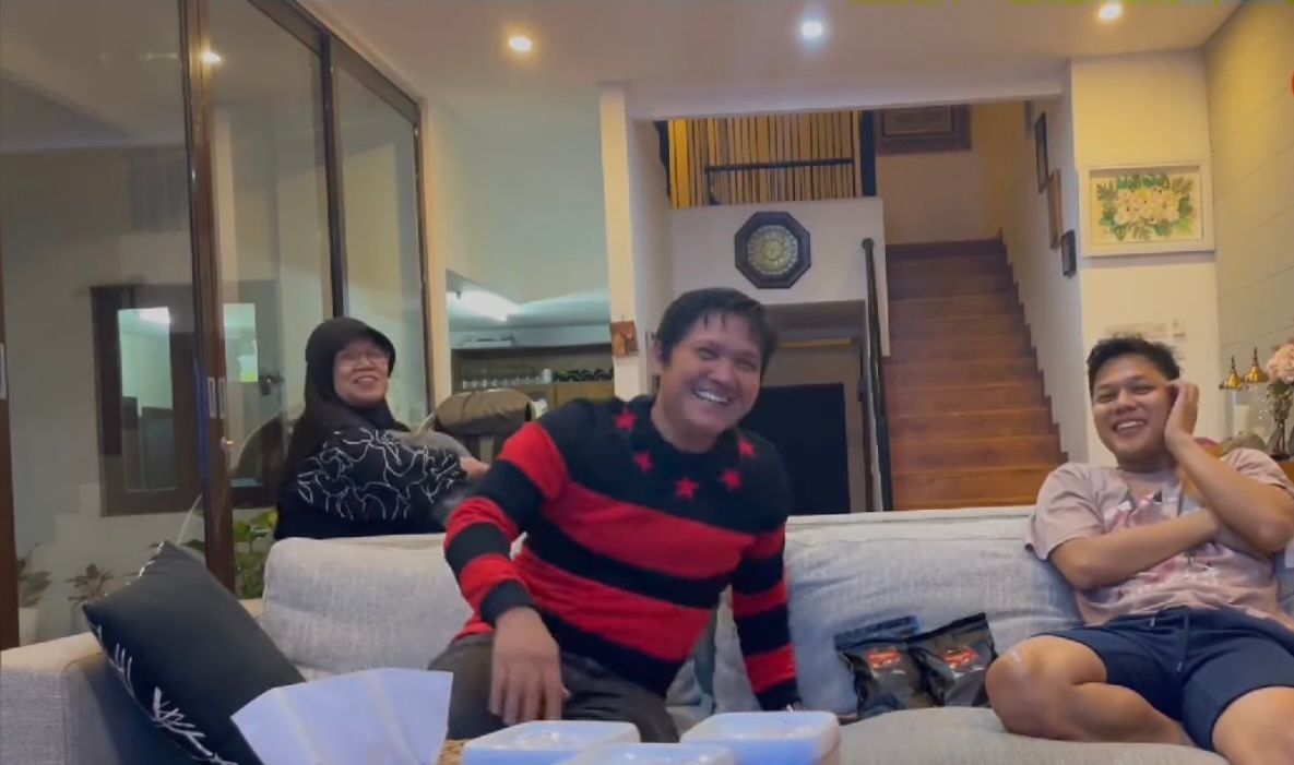 Keluarga Rizky Billar Keluarga Rizky Billar
