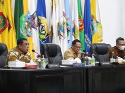 Mendagri Apresiasi Gubernur Malut dan Minta Atensi Gubernur Sumbar