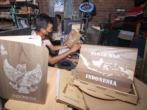 Melihat Kerajinan Kayu yang Resmi Jadi Suvenir KTT G20 Melihat Kerajinan Kayu yang Resmi Jadi Suvenir KTT G20