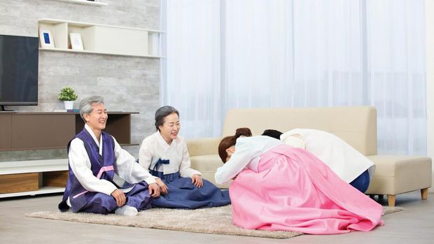 Menghormati orang yang lebih tua