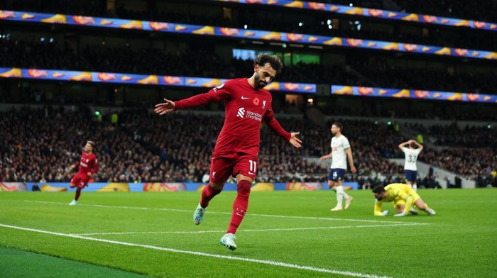 LONDON, ENGLAND - NOVEMBER 06:  Mohamed Salah of Liverpool celebrates scoring  the 2nd goal during the Premier League match between Tottenham Hotspur and Liverpool FC at Tottenham Hotspur Stadium on November 6, 2022 in London, United Kingdom. (Photo by Marc Atkins/Getty Images)