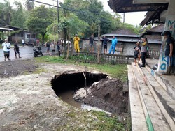 Tanah Ambles di Tabanan, Satu Orang Ditemukan Tewas