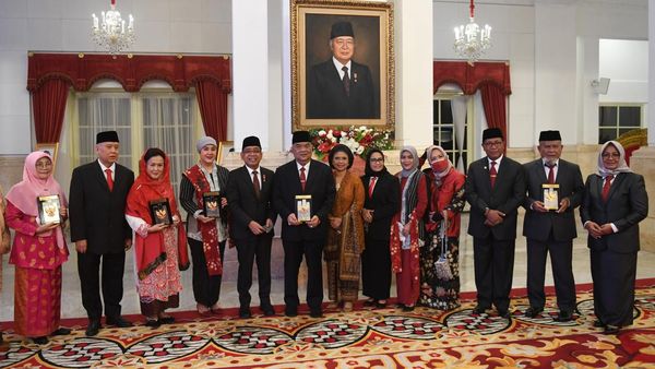 5 Tokoh Ini Resmi Jadi Pahlawan Nasional