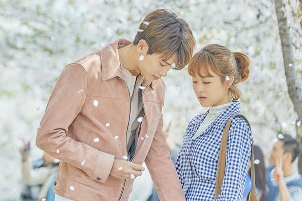 Potret Park Hyung Sik dan Park Bo Young di drama Strong Woman Do Bong Soon