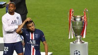 Pada musim 2019-20 yang berjalan di tengah pandemi COVID-19, Paris Saint-Germain lolos ke final Liga Champions menghadapi Bayern Munich. Namun Kylian Mbappe dkk kalah 0-1. Foto: UEFA via Getty Images/Julian Finney - UEFA