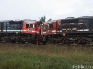 40 Stasiun di Lampung Lumpuh Akibat Tabrakan Kereta Api di Stasiun Rengas