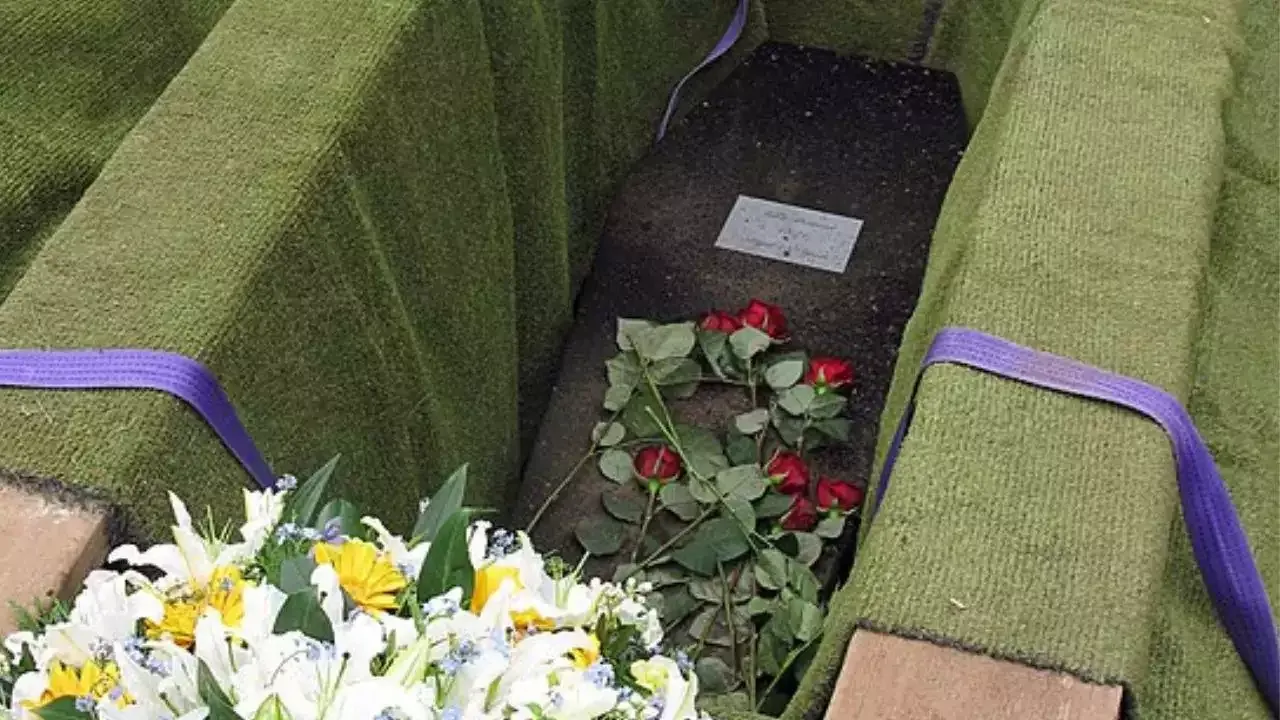 Terapi Dikubur Hidup-hidup di Rusia