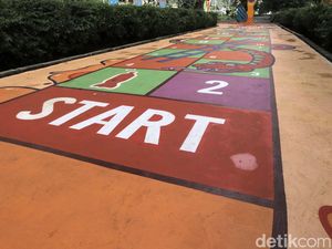 Warna-warni di Kolong JLNT Kuningan, Keren Banget