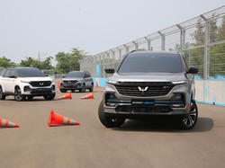 Hasil Tes Konsumsi BBM Wuling Almaz Hybrid: Iritnya Boleh Diadu