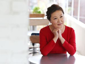 Kim Hae Sook, Ratu Cho di Drakor Under The Queens Umbrella yang Bikin Geregetan! Kim Hae Sook, Ratu Cho di Drakor Under The Queens Umbrella yang Bikin Geregetan!