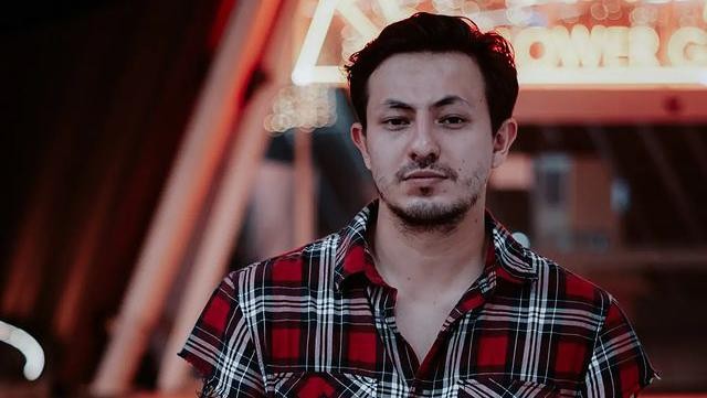 Kabar Terkini Artis dari InsertLive : Dylan Carr Cari Tahu Sosok Pembisik Syahadat Saat Koma, Ini Jawaban Keluarga