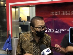 Periksa Pakde Karwo, KPK Dalami Proses Pemberian Bankeu dari Pemprov Jatim