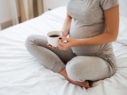 Ibu Hamil yang Rutin Minum Kopi Bayinya Tumbuh Lebih Pendek