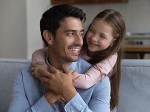 Bak Sinetron, Kisah Ortu Temukan Putri Kandung gegara Curiga Terlalu Cantik Bak Sinetron, Kisah Ortu Temukan Putri Kandung gegara Curiga Terlalu Cantik