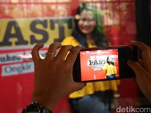 Komitmen Pelayanan Kurir Paling Mutakhir