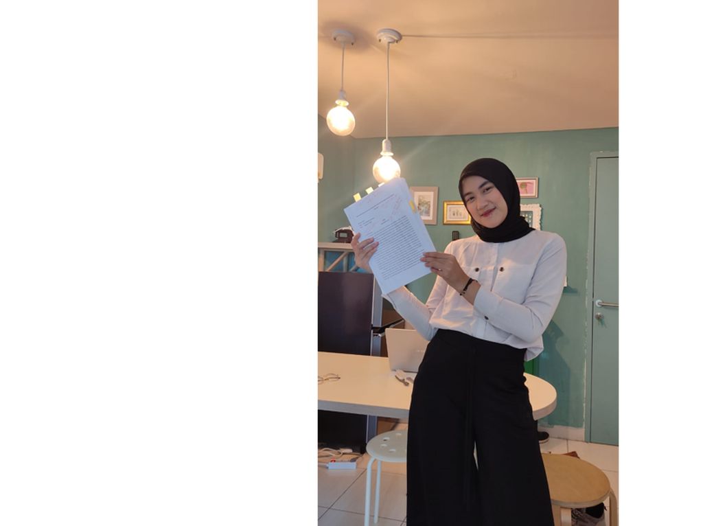 Kenalan dengan Maerel Dhalia, Wisudawan Undip IPK Nyaris Sempurna & Jago Debat Kenalan dengan Maerel Dhalia, Wisudawan Undip IPK Nyaris Sempurna & Jago Debat