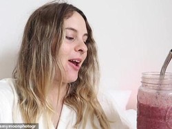 Minum Smoothies Campur Ari-ari Bayinya, Wanita Ini Merasa Lebih Sehat