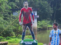 Piala Dunia 2022 digadang-gadang sebagai panggung terakhir Ronaldo dan Messi, dua pemain terbaik dunia, di ajang tersebut. Foto: AFP via Getty Images/-