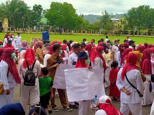 Mogok 5 Hari-Dapat Intimidasi, Besok Nakes Dompu Kembali Bekerja Mogok 5 Hari-Dapat Intimidasi, Besok Nakes Dompu Kembali Bekerja