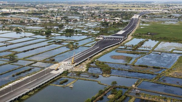 Ciamik! Ini Tol Cibitung-Cilincing Seksi 4 yang Sebentar Lagi Selesai