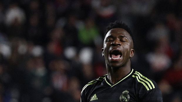 Soccer Football - LaLiga - Rayo Vallecano v Real Madrid - Campo de Futbol de Vallecas, Madrid, Spain - November 7, 2022 Real Madrid's Vinicius Junior reacts after missing a chance to score REUTERS/Susana Vera