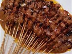 Resep Pembaca: Resep Sate Makasar yang Empuk Gurihnya Mantap
