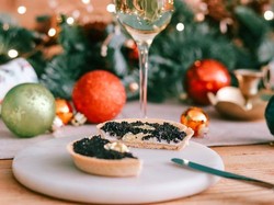 Restoran Ini Jual Pie Caviar Rp 3,6 Juta Demi Tujuan Mulia