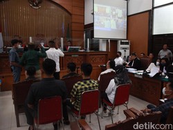 Beda Kodir ART Sambo Saat Ditanya Hakim dan Pengacara hingga Jadi Sorotan