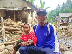 Kisah Pasutri Lansia Korban Banjir Banyuwangi yang Selamat Berkat Pohon Pisang