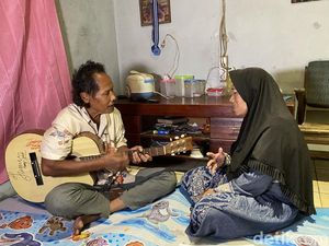 Hancurnya Syam Pencipta Lagu Inul gegara Marak Kaset Bajakan Hancurnya Syam Pencipta Lagu Inul gegara Marak Kaset Bajakan