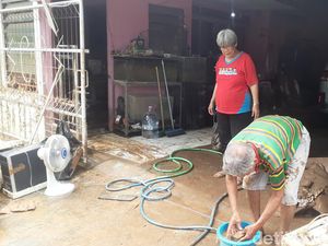 Korban Banjir Bandang Semarang dapat Bantuan Biaya Laundry Pakaian