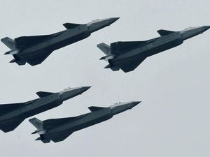 Tegang! 41 Jet Tempur-Kapal Perang China Kepung Taiwan Tegang! 41 Jet Tempur-Kapal Perang China Kepung Taiwan