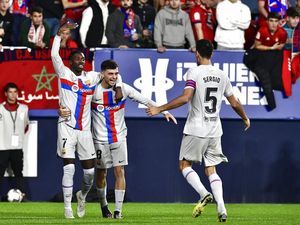 Osasuna Vs Barcelona: Lewandowski Kartu Merah, Barca Menang 2-1