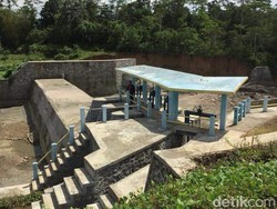 Warga Bone Tolak Proyek DI Waru-waru, Camat Ancam Libatkan Polisi