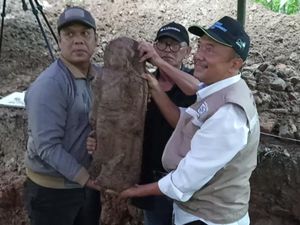Disparbud Trenggalek Kembali Temukan Arca Saat Ekskavasi Situs Gondang