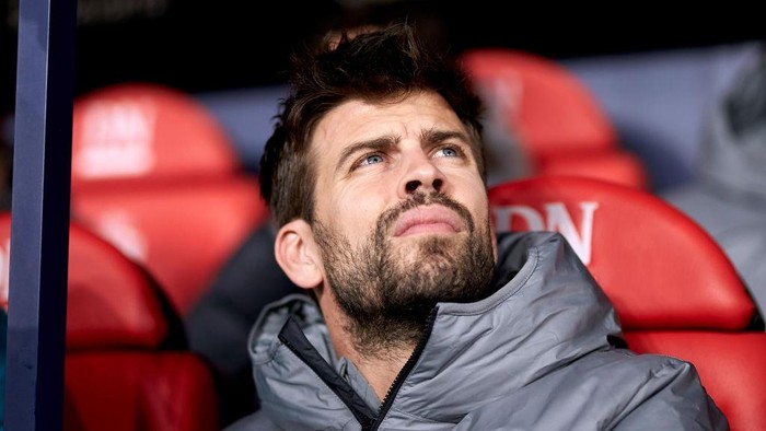 PAMPLONA, SPAIN - NOVEMBER 08: Gerard Pique of FC Barcelona looks on before the LaLiga Santander match between CA Osasuna and FC Barcelona at El Sadar Stadium on November 08, 2022 in Pamplona, Spain. (Photo by Ion Alcoba/Quality Sport Images/Getty Images)