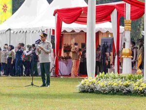 Hadiri Apel Kesiapsiagaan Bencana, Heru Ingatkan Potensi Banjir-Longsor