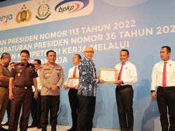 Bongkar Kasus Manipulasi Data, Polda Sumut Terima Penghargaan