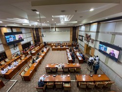 Komisi III DPR Setujui Naturalisasi Pemain Bola Shayne Pattynama