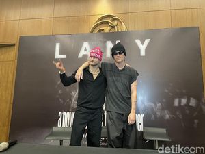 Siap-siap! LANY Bakal Kasih Kejutan untuk Fans Indonesia Siap-siap! LANY Bakal Kasih Kejutan untuk Fans Indonesia