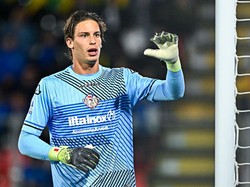 Aktor utama di laga itu adalah kiper Cremonese, Marco Carnesecchi yang tampil gemilang selama 90 menit! (Getty Images)