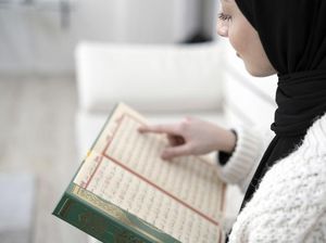 Surah Az-Zalzalah: Bacaan Arab, Latin dan Artinya Surah Az-Zalzalah: Bacaan Arab, Latin dan Artinya