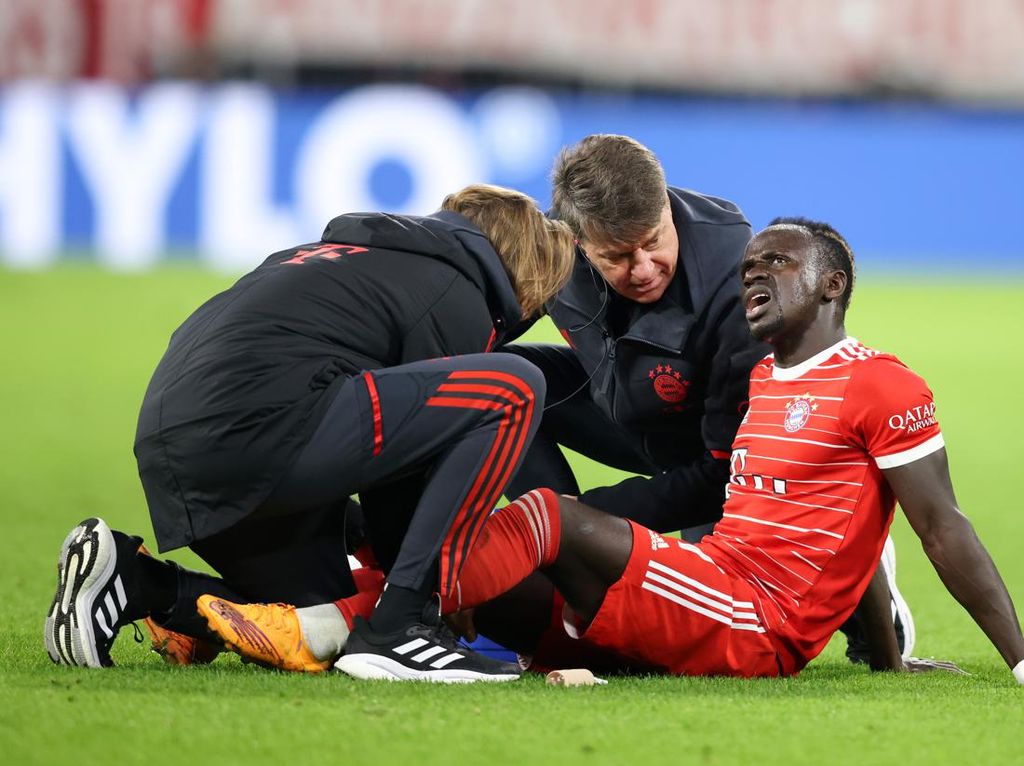 Sadio Mane Terancam Tak Perkuat Senegal di Piala Dunia Qatar Sadio Mane Terancam Tak Perkuat Senegal di Piala Dunia Qatar