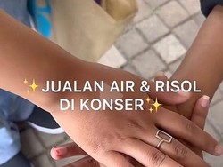 Viral Ide Bisnis Auto Cuan, Wanita Ini Jualan Risol & Air ke Penonton Konser