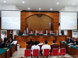 Hakim Tegur Penyidik soal CCTV Kasus Sambo: Beli Gorengan Aja Ada Resi!