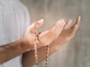 3 Sholawat Jawa Kuno Para Wali dan Waktu Pengamalannya 3 Sholawat Jawa Kuno Para Wali dan Waktu Pengamalannya