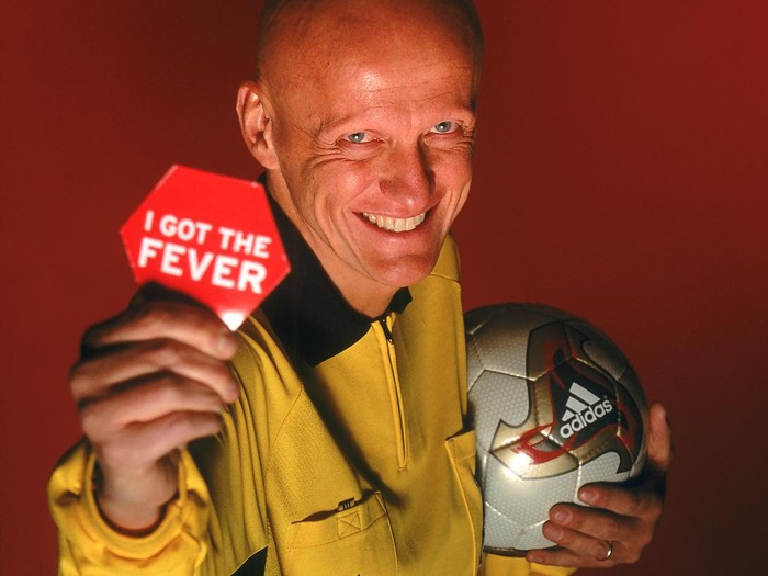 Jan 2002:  Referee Pierluigi Collina with the new Adidas Fevernova Official World Cup Match Ball during a photoshoot in Oxford, England. \ Mandatory Credit:  Gary M Prior/Getty Images