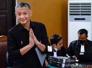 Hendra Ngaku Bingung Dipatsus Kasus Sambo: Alat Bukti Apa? Hendra Ngaku Bingung Dipatsus Kasus Sambo: Alat Bukti Apa?