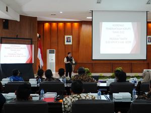 Bupati Kediri Dorong Capaian Bebas KKN Tahun 2022 Naik Jadi 90%